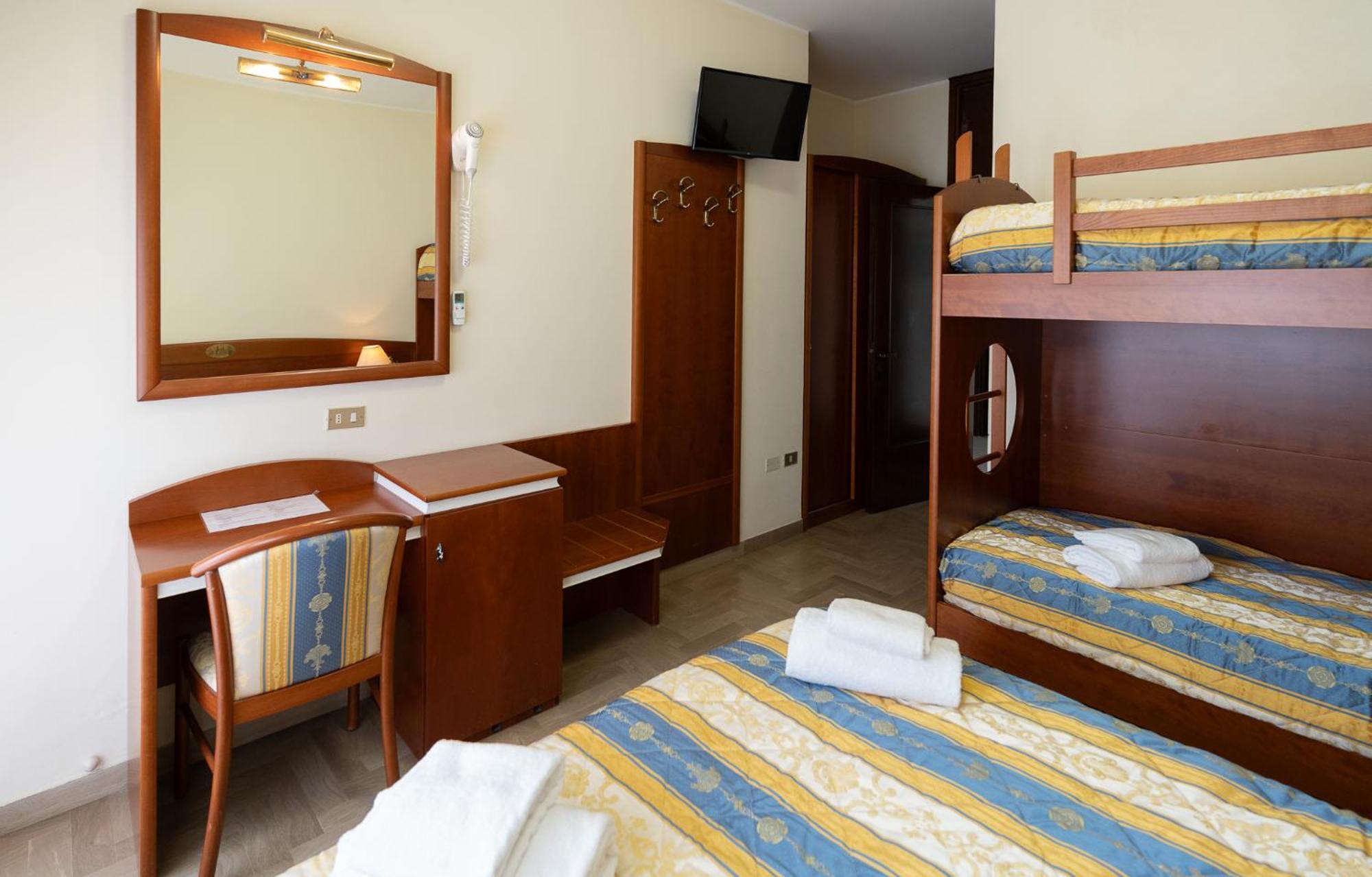 Easy Hotel Meryon Sottomarina Cameră foto