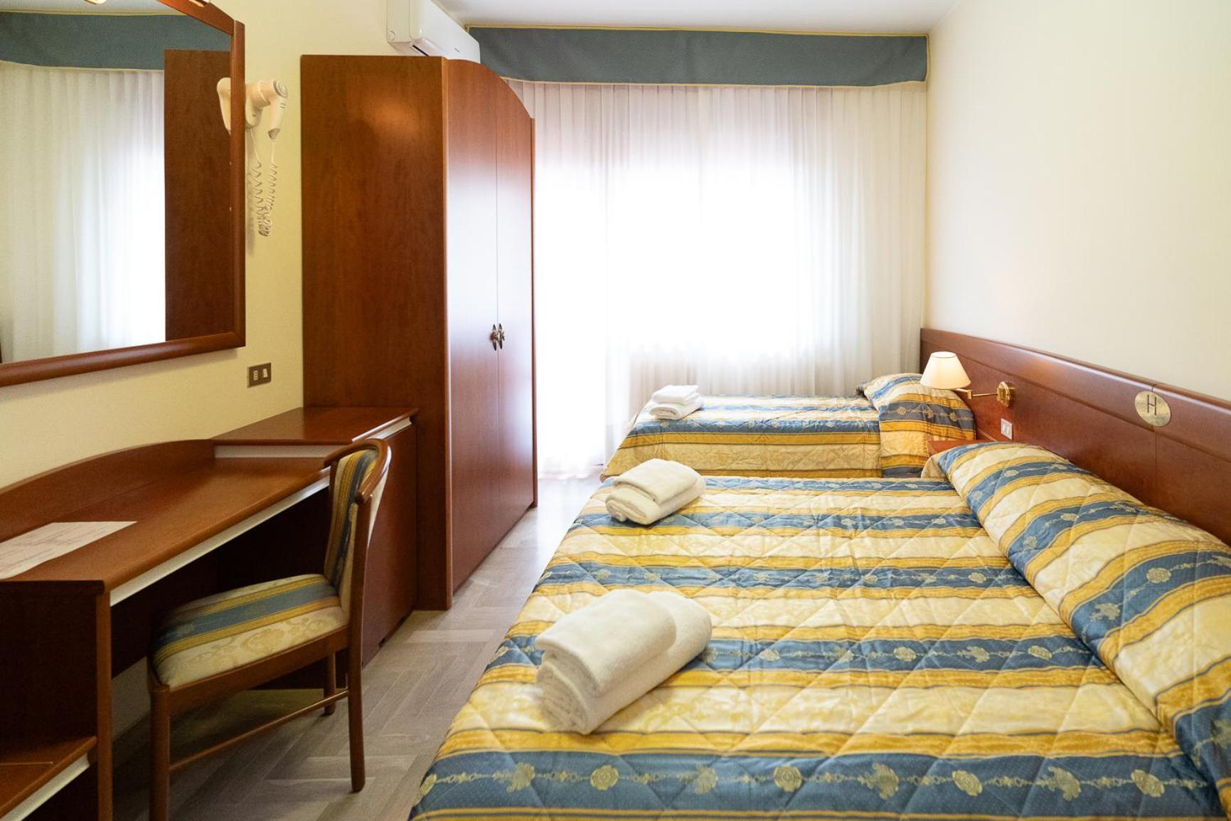 Easy Hotel Meryon Sottomarina Cameră foto